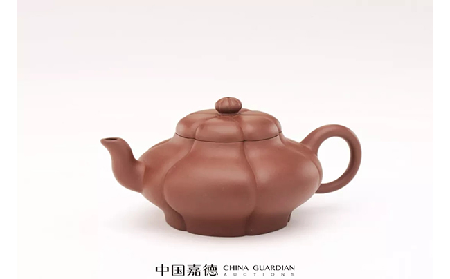 中國嘉德2019春拍精品導(dǎo)覽 | 拍賣市場上首見的顧景舟制綠泥合菱壺