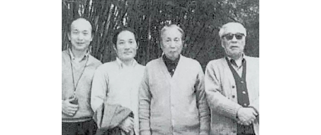 中國(guó)嘉德2019春拍精品導(dǎo)覽 | 氤氳沉郁，氣象萬(wàn)千——陸儼少致劉旦宅《山水冊(cè)》